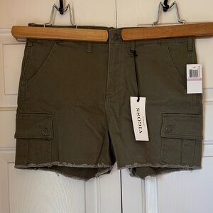 Vigoss Women's Green Cargo Shorts